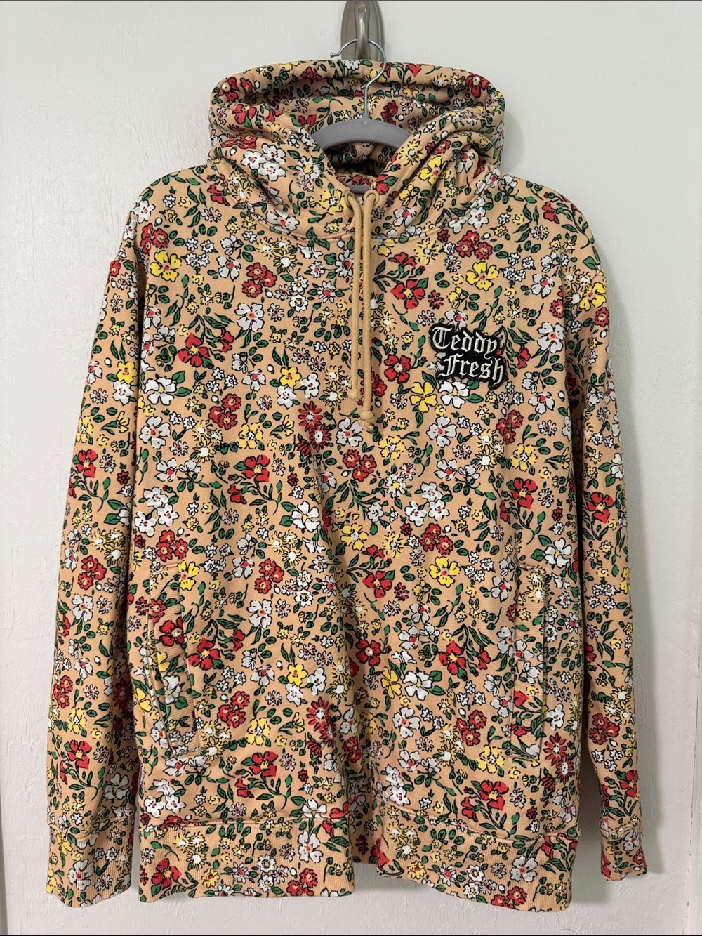 Teddy Fresh Beige Floral Pullover with Red, Yellow & White Flowers